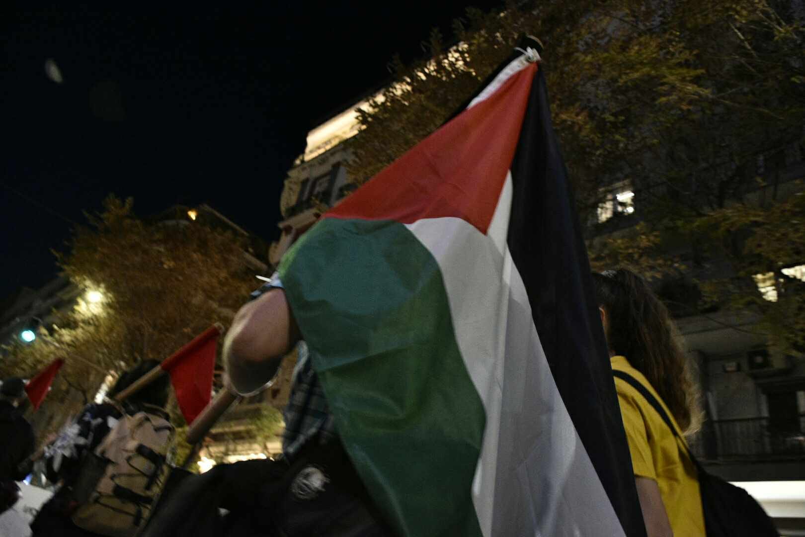 Ελληνικές “πλάτες” στη σφαγή του Παλαιστινιακού λαού