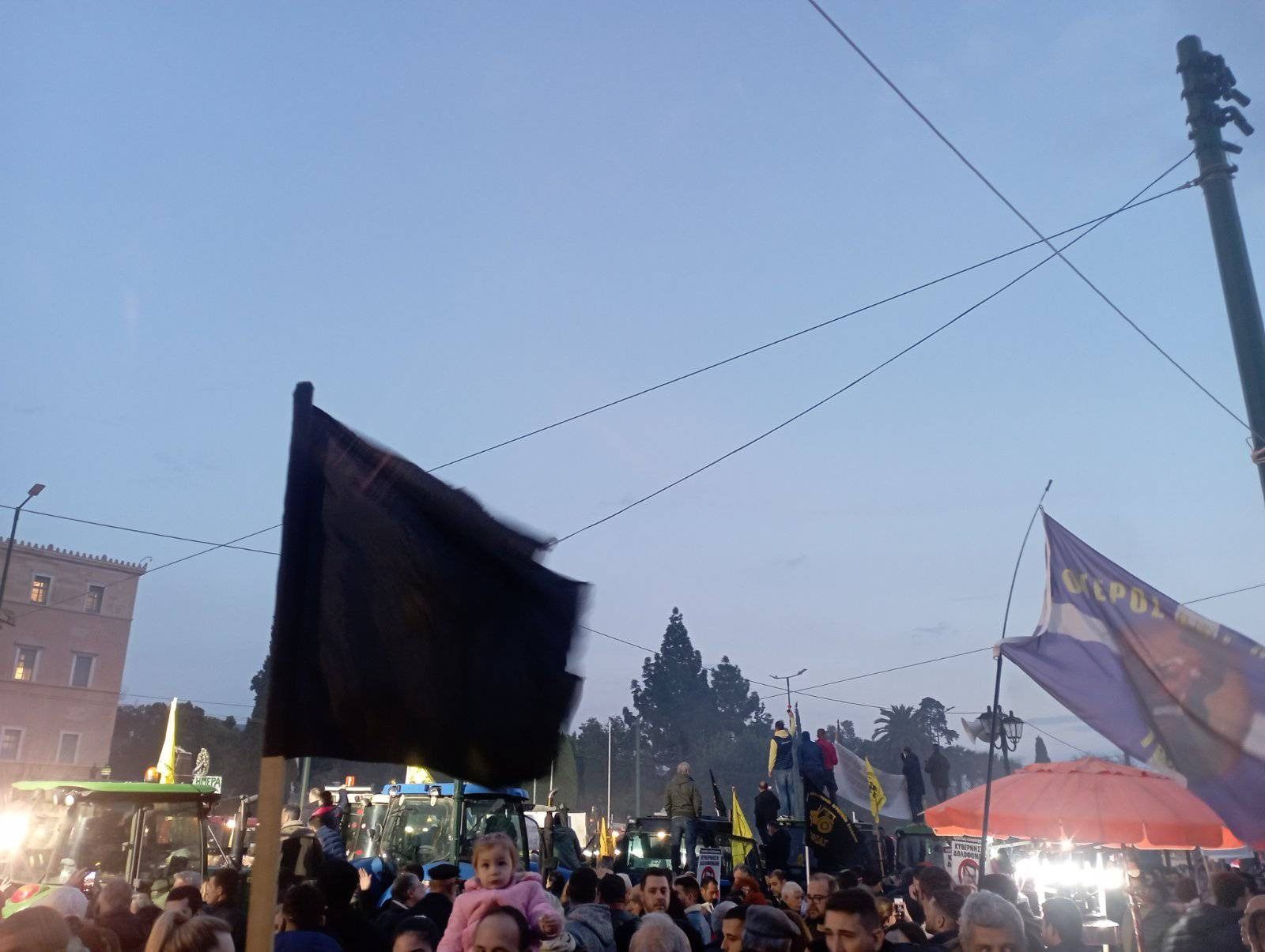 Ανταπόκριση από την κινητοποίηση των αγροτών στο Σύνταγμα