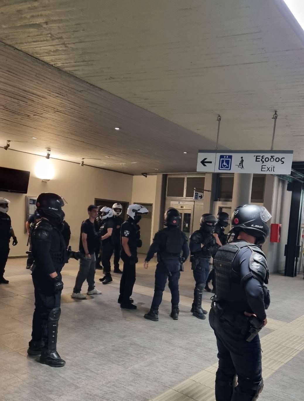 Κάλεσμα σε συγκέντρωση αλληλεγγύης στον συλληφθέντα σύντροφο της αντισιωνιστικής παρέμβασης